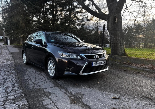 Lexus CT cena 52900 przebieg: 153000, rok produkcji 2012 z Kraków małe 379
